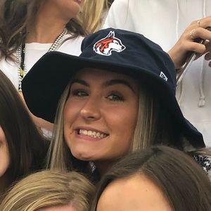 Meet your Posher, Savannah